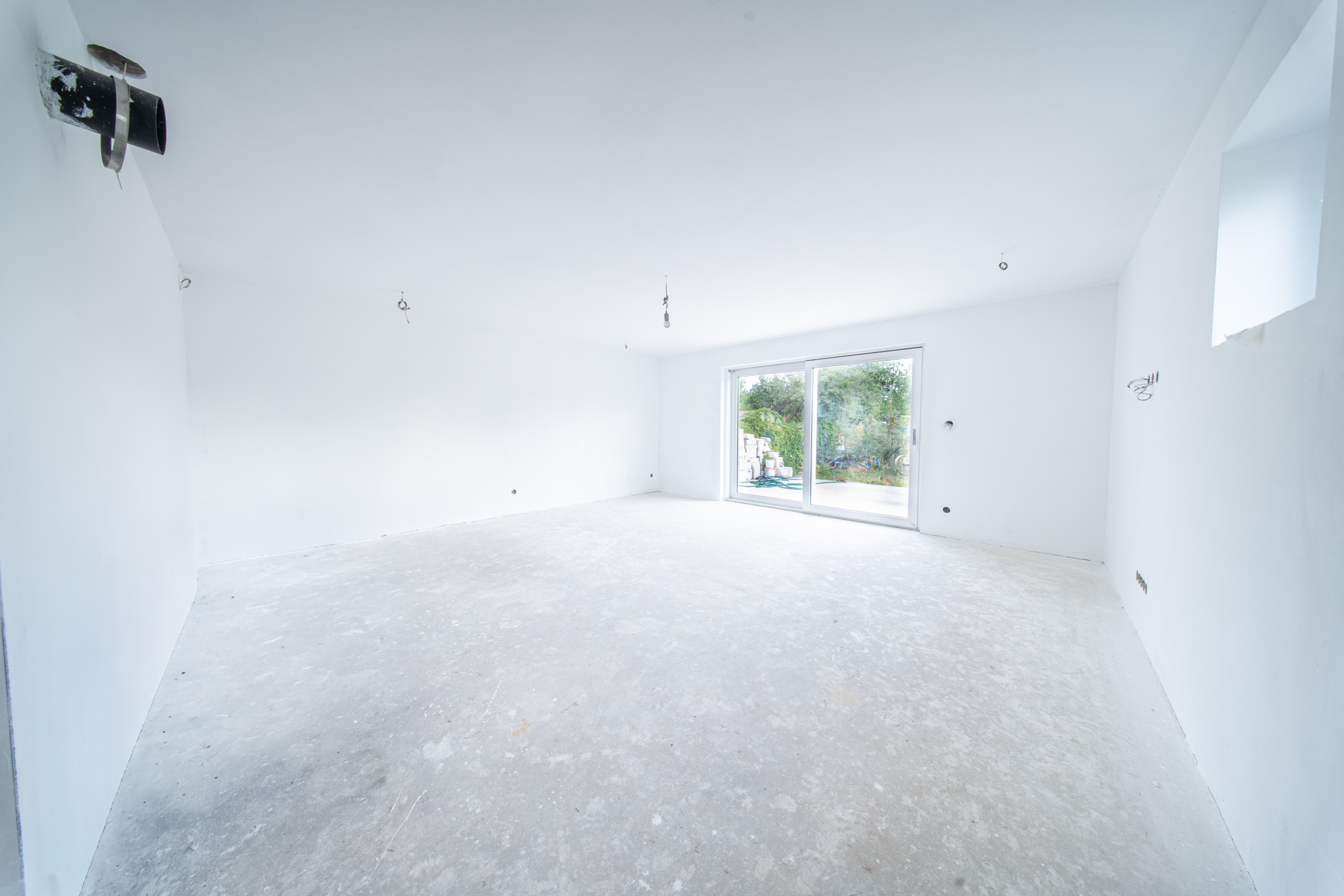 VÝRAZNÁ ZĽAVA 20 000 € |Rodinný dom v Zalužiciach | 142 m², 12 árov, dokončenie podľa seba – Rodinný dom v Zalužiciach | 142 m², 12 árov, dokončenie podľa seba